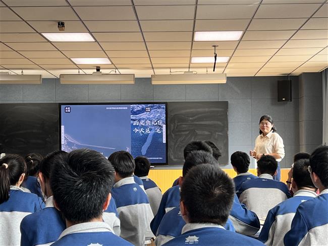 磨课1.jpg 磨课1.jpg